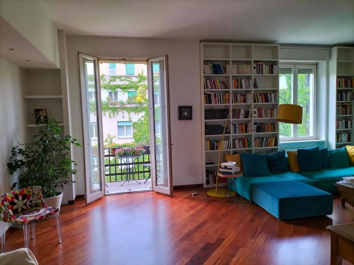 Guest house Stanza In Zona Solari In Appartamento Incantevole Milan