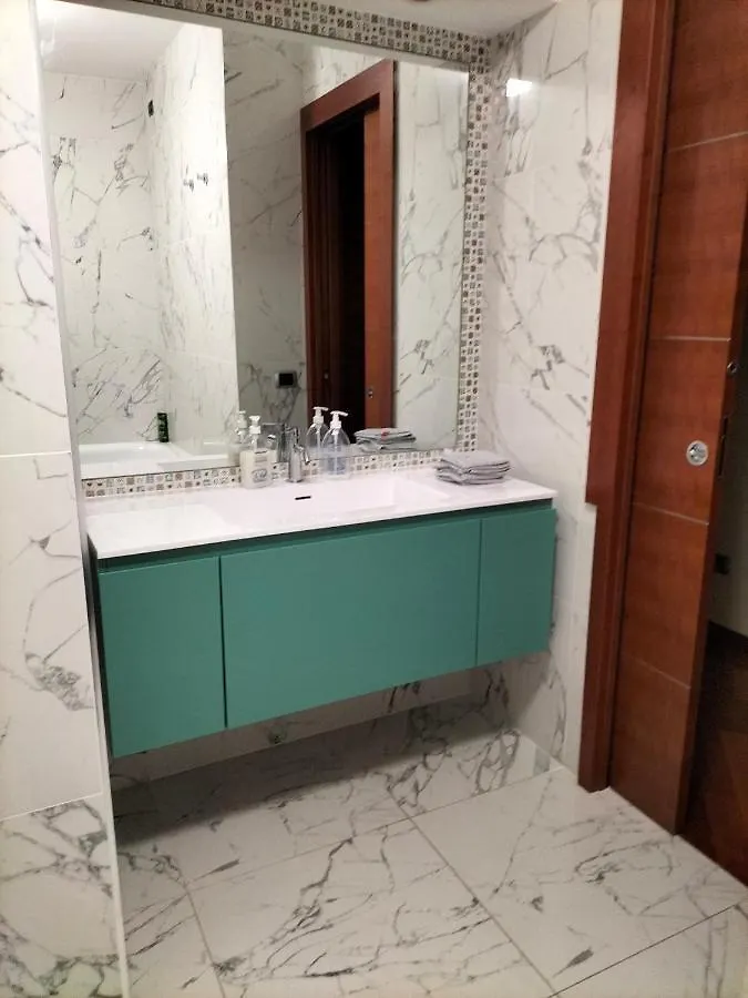 Guest house Stanza In Zona Solari In Appartamento Incantevole Milan